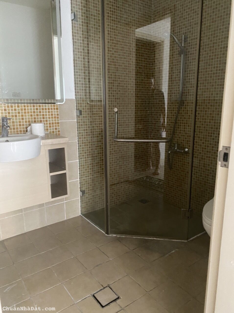 Cho thuê CHCC GOLDEN WESTLAKE - 3PN đủ đồ Cho thuê CHCC GOLDEN WESTLAKE - 3PN đủ đồ