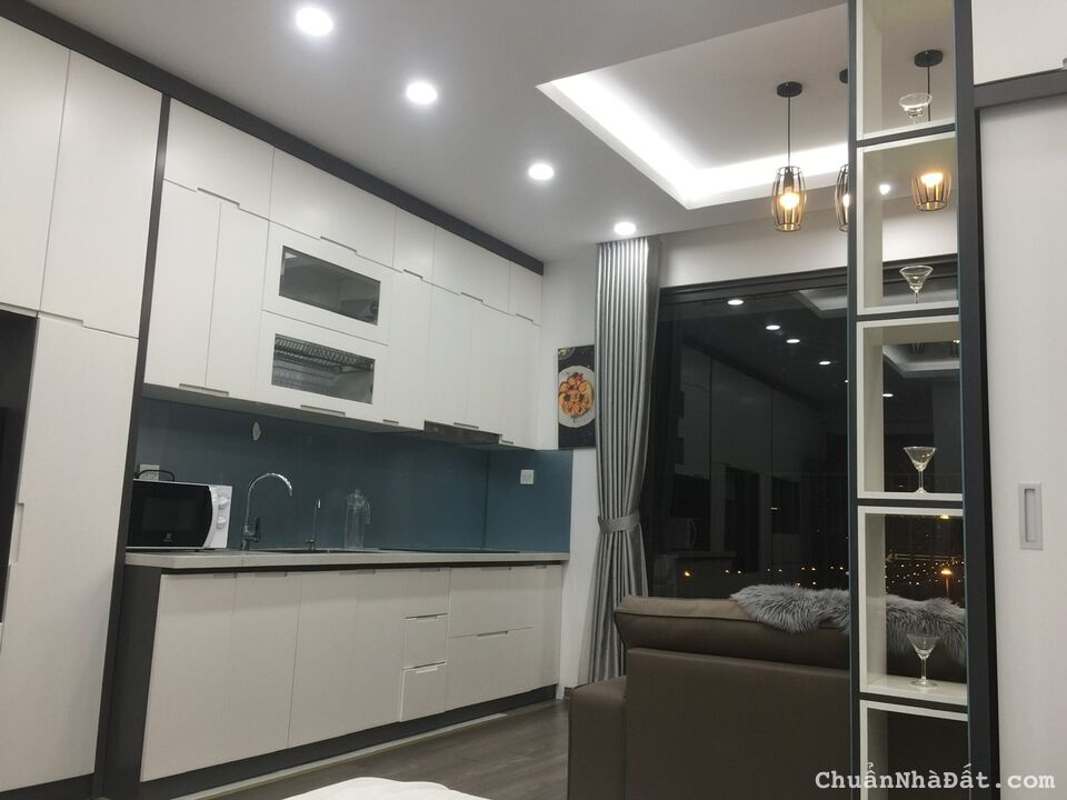 Cho thuê căn hộ ở Vinhome Trần Duy Hưng, DT 35m2 gồm 1 phòng ngủ dạng studio, đầy đủ nội thất Cho thuê căn hộ ở Vinhome Trần Duy Hưng, DT 35m2 gồm 1 phòng ngủ dạng studio, đầy đủ nội thất