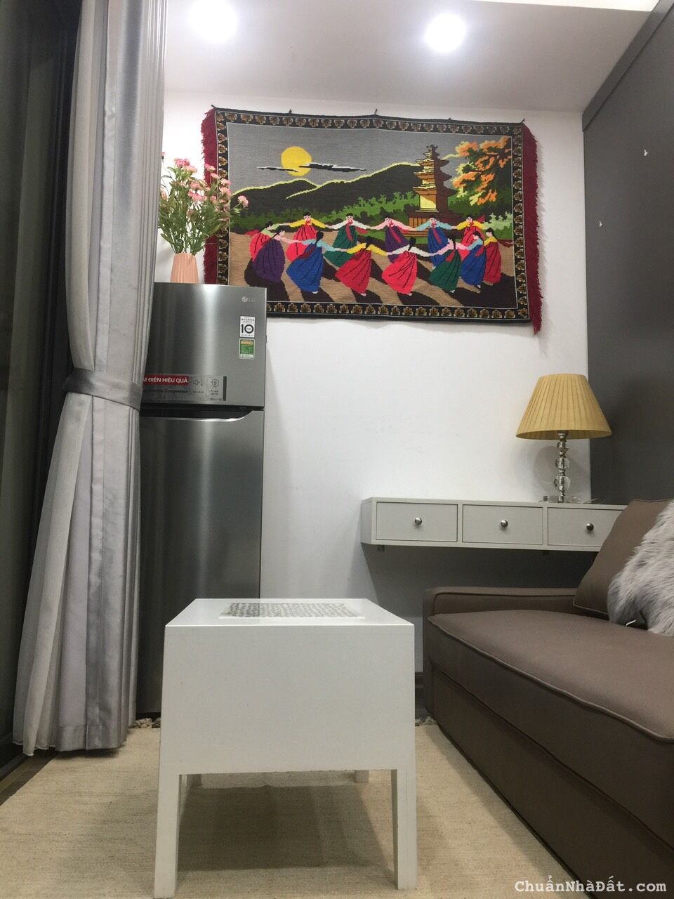 Cho thuê căn hộ ở Vinhome Trần Duy Hưng, DT 35m2 gồm 1 phòng ngủ dạng studio, đầy đủ nội thất Cho thuê căn hộ ở Vinhome Trần Duy Hưng, DT 35m2 gồm 1 phòng ngủ dạng studio, đầy đủ nội thất