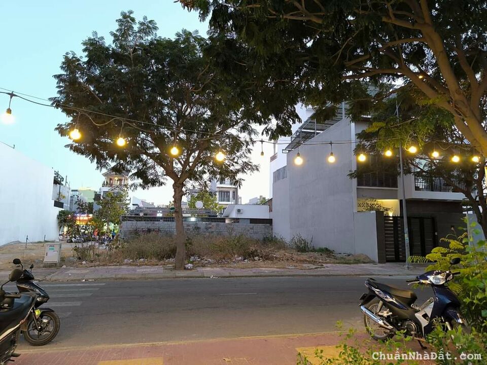 Bán nhanh cặp đối lưng TRẦN NHÂN TÔNG khu ( K1 ).