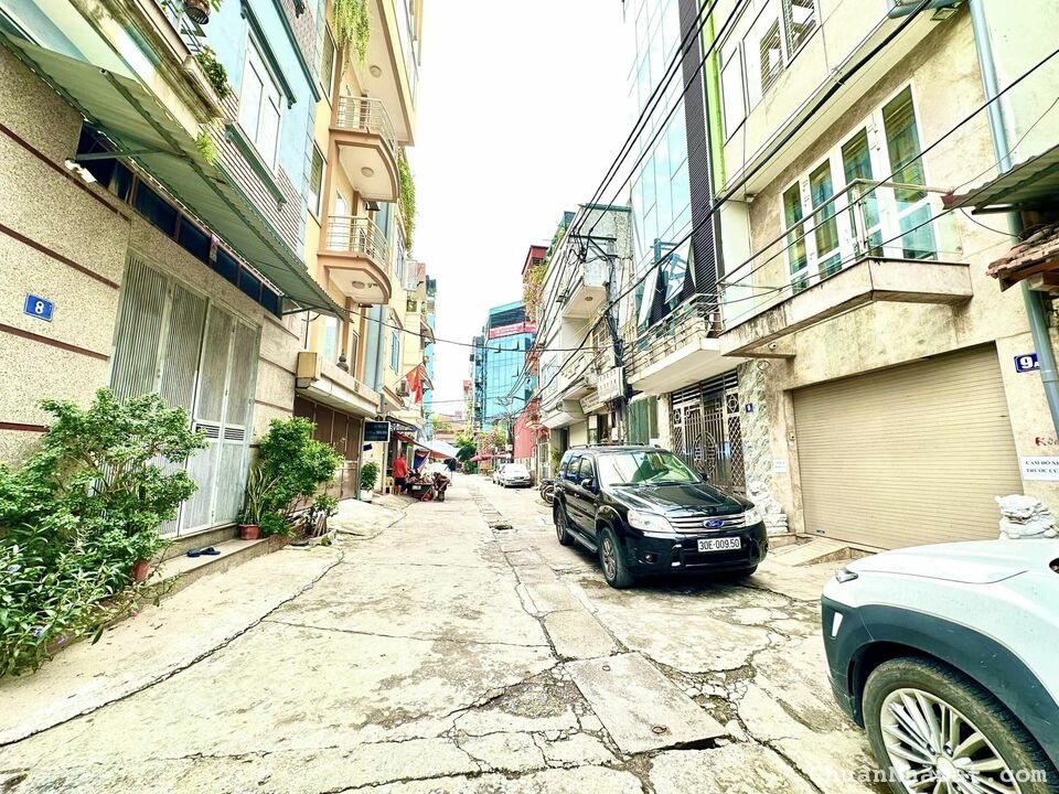 KINH DOANH_Ô TÔ_1393 PHỐ GIẢI PHÓNG_LIỀN KỀ PHÂN LÔ_4,2 TỶ