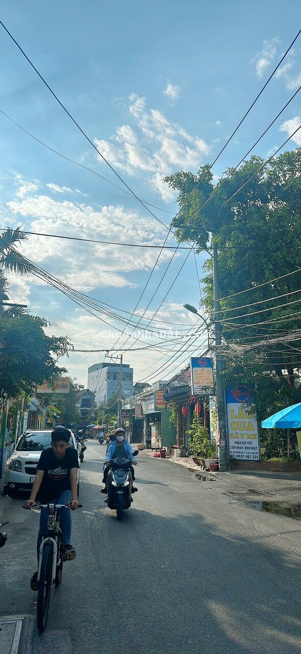 Bán nhà mặt tiền đường số 1, phường 16, Gò Vấp