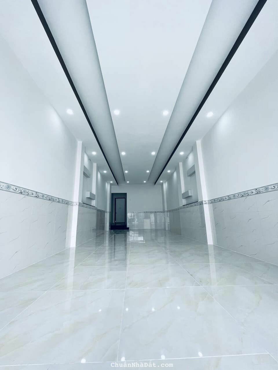 Bán nhà mặt tiền đường Lê Lợi, phường 4, Gò Vấp