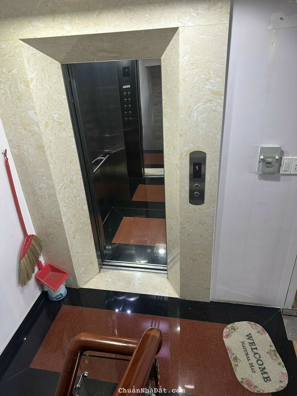 Bán nhà mặt tiền đường số 1, phường 16, Gò Vấp