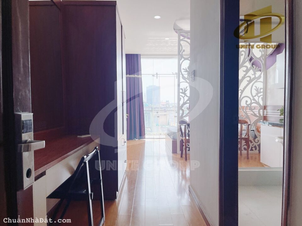 Phòng Cửa Sổ Bồn Tắm Tách Bếp Siêu Tiện Lợi Ngay Nguyễn Thị Thập Q7