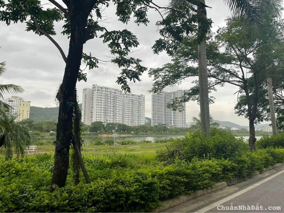 Chính chủ Bán 2 căn liền kề 4 tầng 160m2 mặt Hồ trung tâm Hùng Thắng, Bãi Cháy Hạ Long Chính chủ Bán 2 căn liền kề 4 tầng 160m2 mặt Hồ trung tâm Hùng Thắng, Bãi Cháy Hạ Long