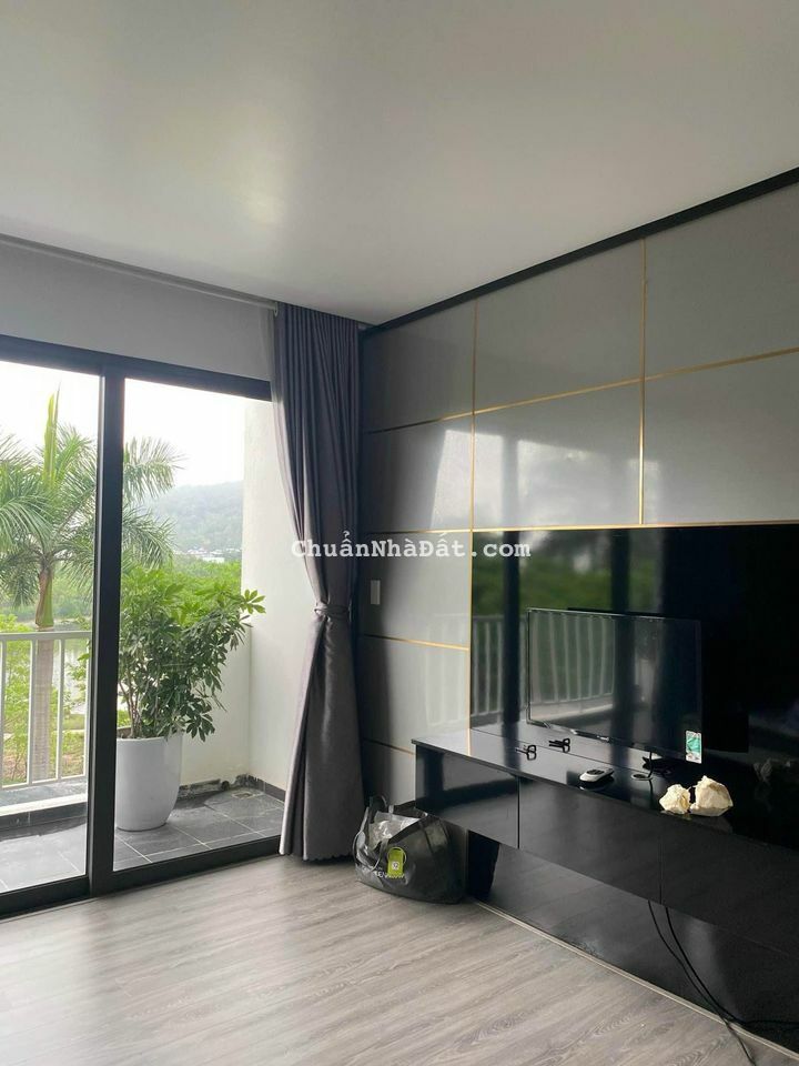 Bán căn liền kề 4 tầng mặt Hồ trung tâm Hoàng Quốc Việt, Hùng Thắng, Bãi Cháy Hạ Long Bán căn liền kề 4 tầng mặt Hồ trung tâm Hoàng Quốc Việt, Hùng Thắng, Bãi Cháy Hạ Long