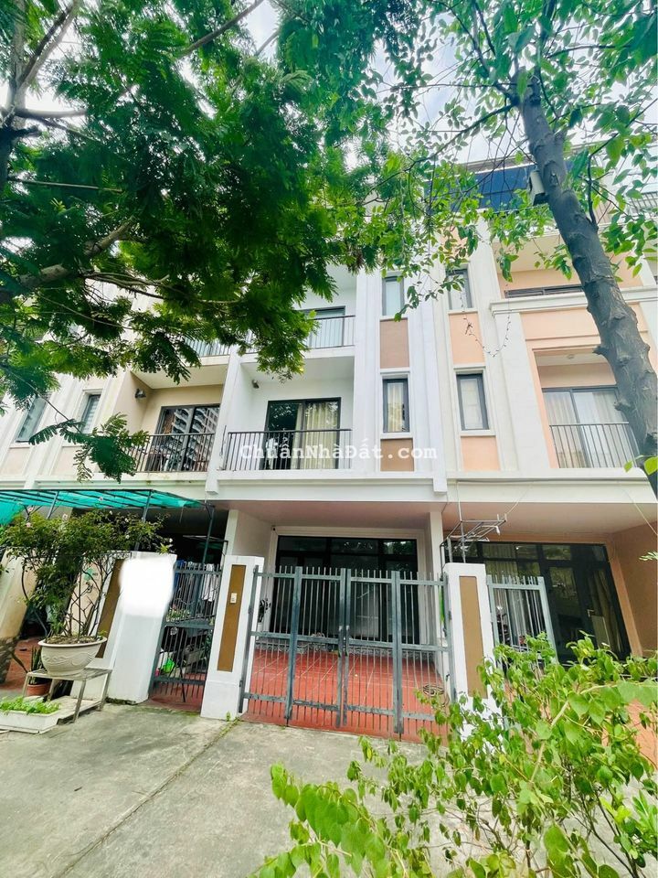 Bán nhà liền kề Green Bay Village 4 tầng 90m2 tại Hùng Thắng, Bãi Cháy, Hạ Long Bán nhà liền kề Green Bay Village 4 tầng 90m2 tại Hùng Thắng, Bãi Cháy, Hạ Long