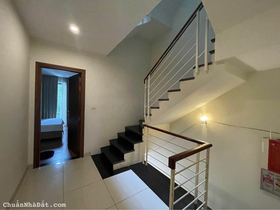 Bán căn liền kề 4 tầng Lotus Resident trung tâm Hoàng Quốc Việt, Hùng Thắng, Bãi Cháy, Hạ Long.