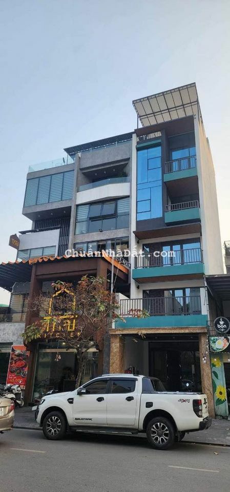 Chính chủ bán nhà 6 tầng 90m mặt đường P. Hồng Hải, Tp. Hạ Long Chính chủ bán nhà 6 tầng 90m mặt đường P. Hồng Hải, Tp. Hạ Long