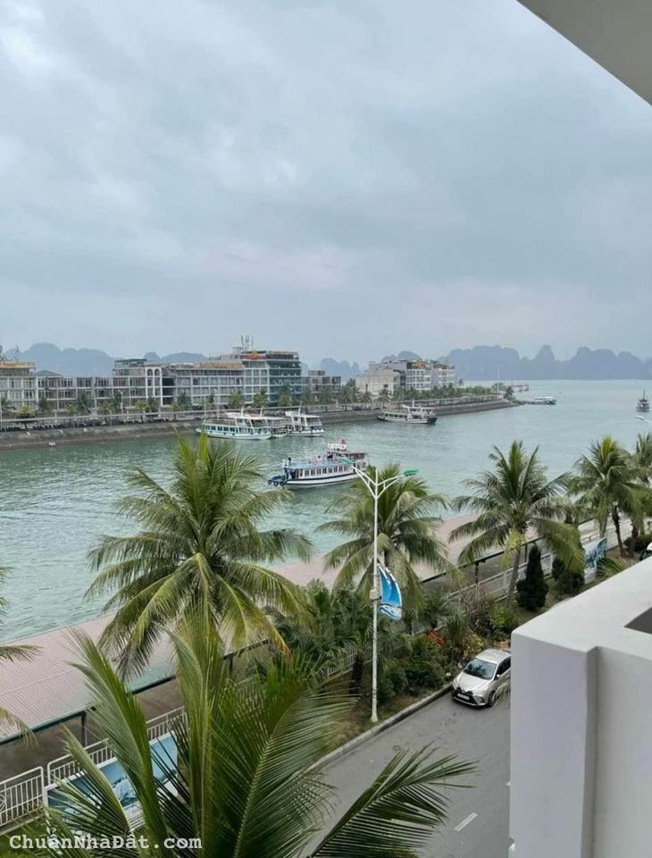 Bán căn liền kề 4 tầng Âu Tầu 1, Mặt Biển cảng tầu thoáng mát tại Đảo Tuần Châu - Hạ Long