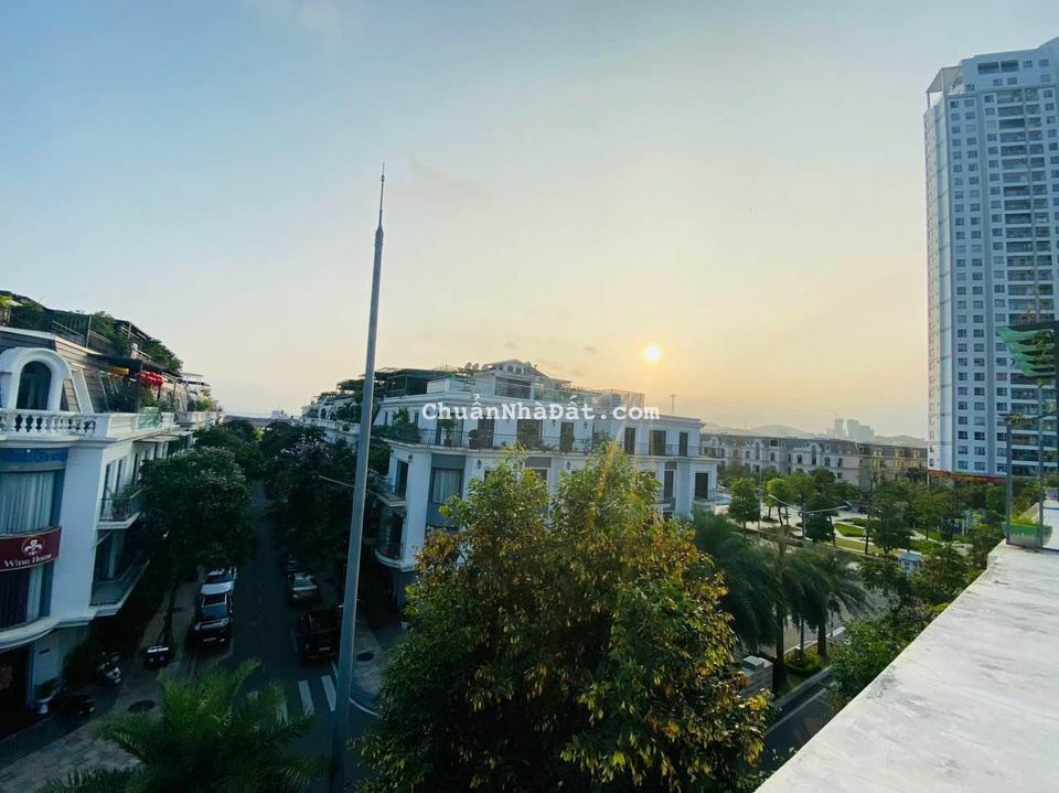 bán Nhà 4 tầng tại KĐT VINHOMES Dragon Bay, đường Bao Biển BẾN ĐOAN, trung tâm Tp Hạ Long.