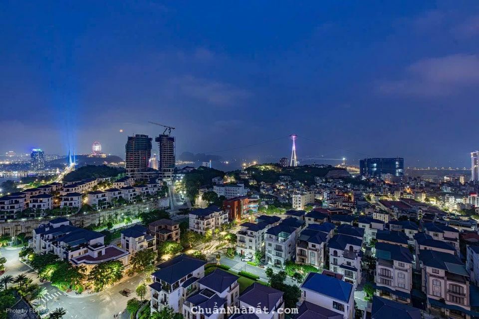 Chính chủ bán căn Penthouse 3PN 127m2 view Sunworld Biển tại Beverly Hill Resort Bãi Cháy, Hạ Long.