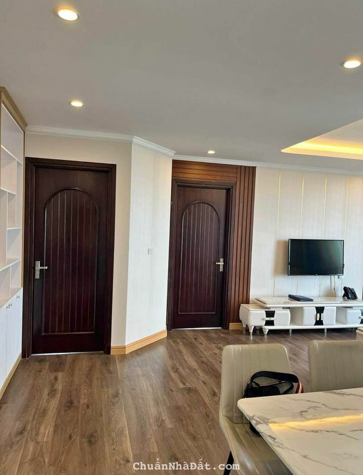 cần bán căn Chung cư cao cấp Beverly Hills đồi Đức Dương, Bãi Cháy, Hạ Long