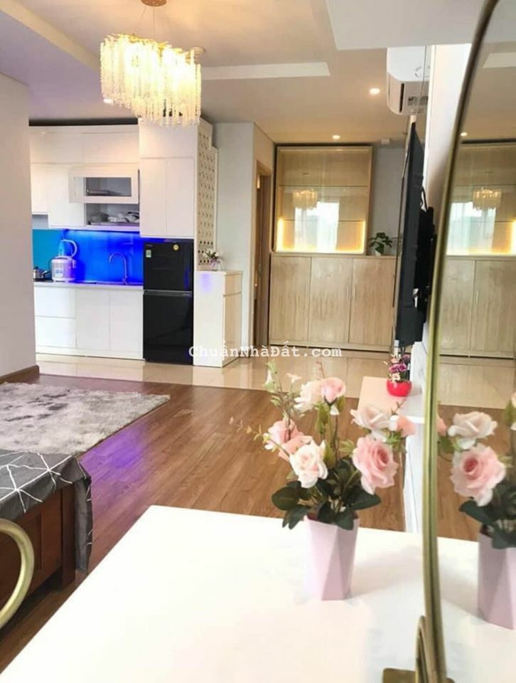 BÁN Căn hộ Đẹp tầng trung tại toà chung cư 30 tầng Greenbay Garden đường Hoàng Quốc Việt, Hạ Long