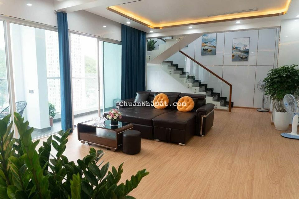 bán căn Penthouse 2 tầng 208m2 trung tâm du lịch Hùng Thắng Bãi Cháy Hạ Long