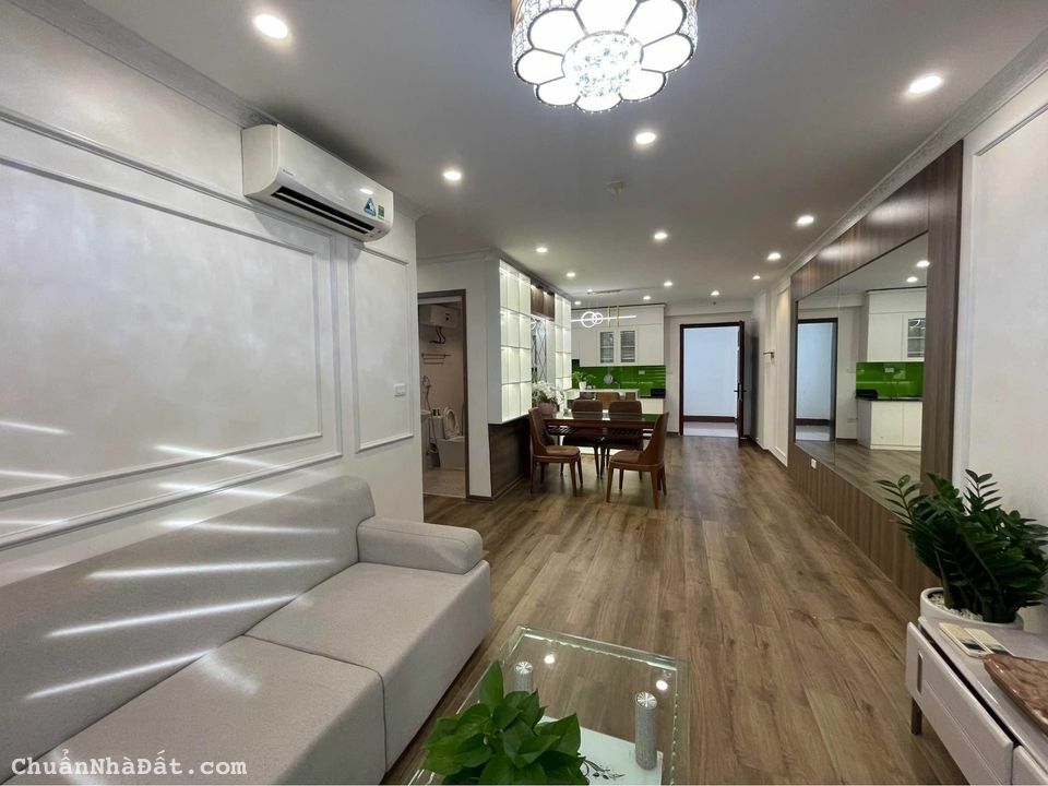 Bán Căn hộ chung cư đường Hoàng Quốc Việt, Phường Bãi Cháy, Diện tích 102m², Liên hệ: 0888766676