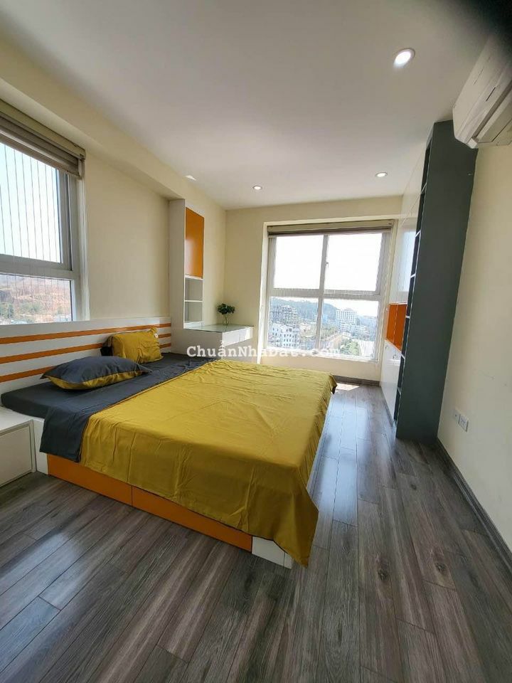 Chính chủ cần bán căn 3PN 2WC tầng 12 Toà C chung cư New Life Tower Bãi Cháy, Hạ Long, QN.