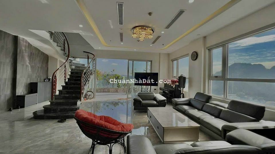 Siêu phẩm Sky Villas Biệt thự 2 tầng 184m2 trên Không sân vườn riêng tại Sapphire Bến Đoan, Hạ Long