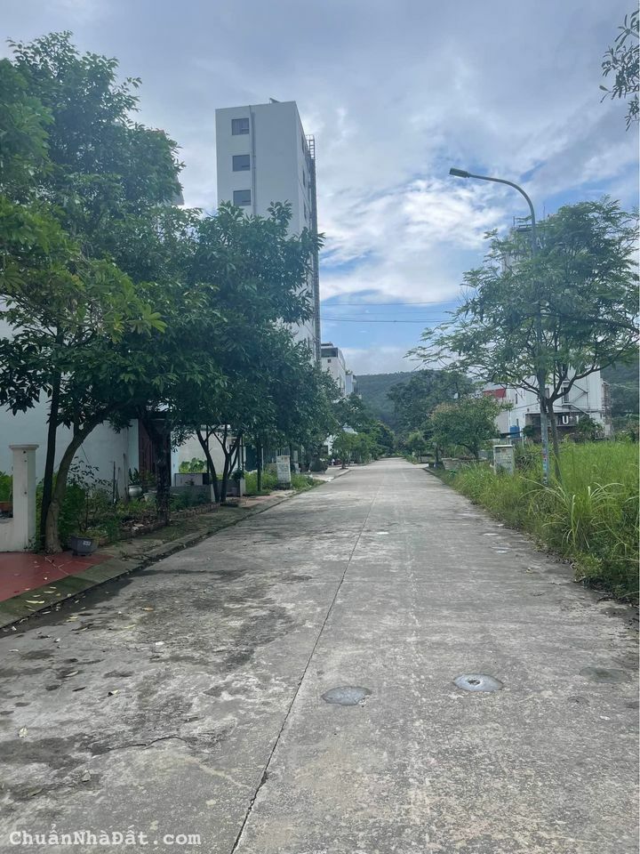 Chính chủ BÁN NHÀ 3 tầng 63,5m mới đẹp tại KHU TĐC TÂY HÙNG THẮNG, Bãi Cháy, Hạ Long.