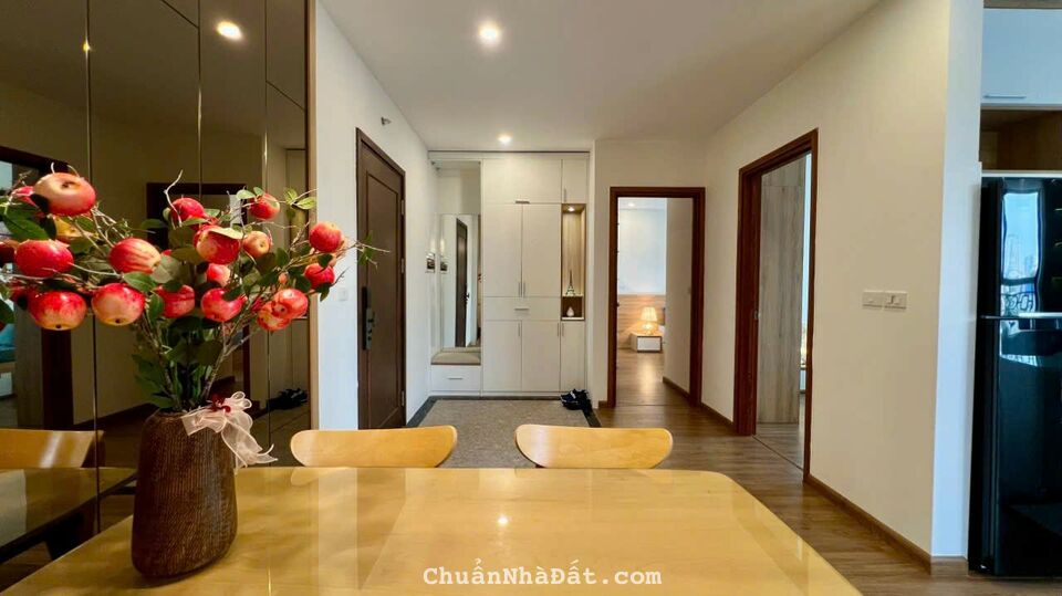 Chính chủ bán căn hộ 137 Nguyễn Ngọc Vũ 125m2, 3PN, nội thất đầy đủ, 0975970420