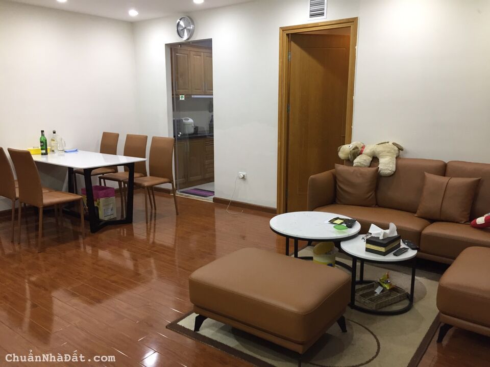 Cần bán căn hộ 137 Nguyễn Ngọc Vũ 87m2, 3PN, nội thất đầy đủ LH 0904870265