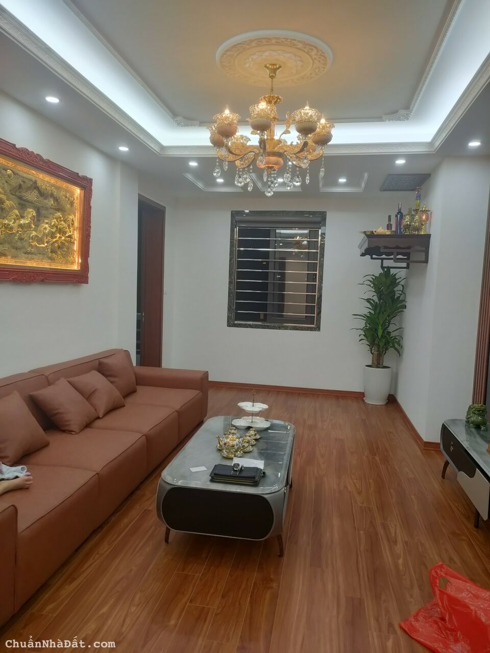 Căn hộ 3PN 95m2, full nội thất đẹp mới, Phố Vũ Phạm Hàm - Yên Hòa, Giá hơn 6 tỷ Lh 0975970420