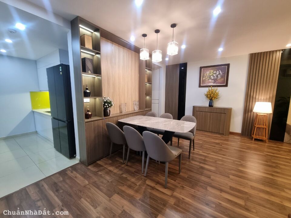 Cần bán căn hộ cao cấp Sunshine Garden Vĩnh Tuy 78m2, Giá 3.6x tỷ Full nội thất Lh 0975970420