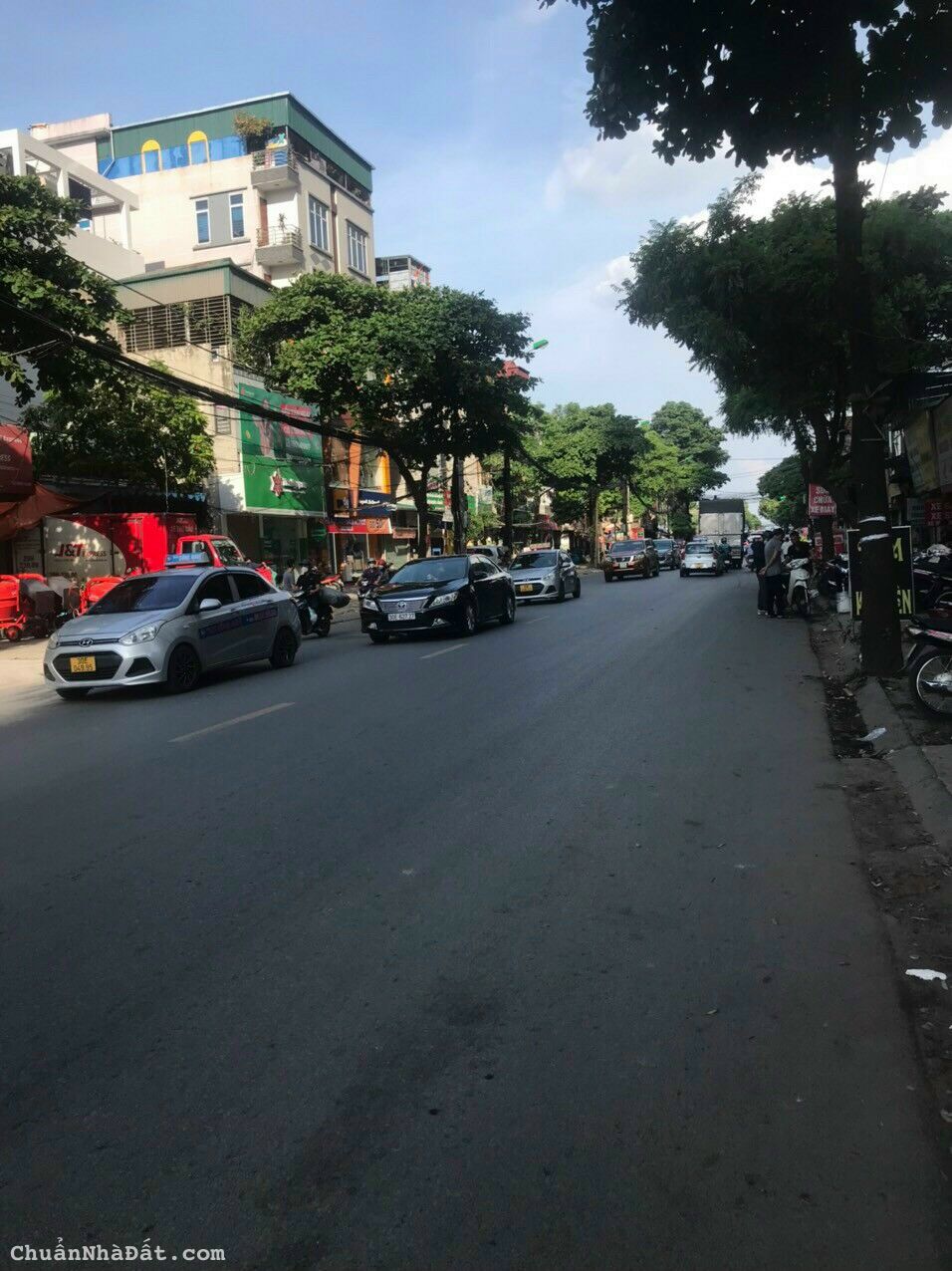 Bán nhà riêng mặt phố Trung Kính 30m2 x 5 tầng, kinh doanh sầm uất, Giá 12.5 tỷ Lh 0975970420