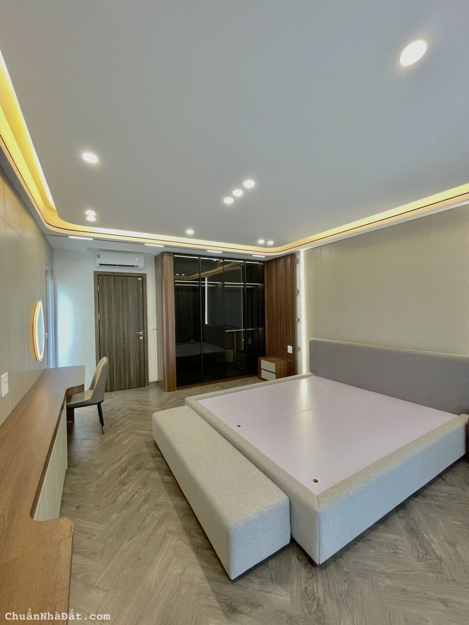 Bán nhà Đàm Quang Trung 6T Thang Máy, ô tô tránh, xây mới, full nội thất chỉ hơn 9 tỷ