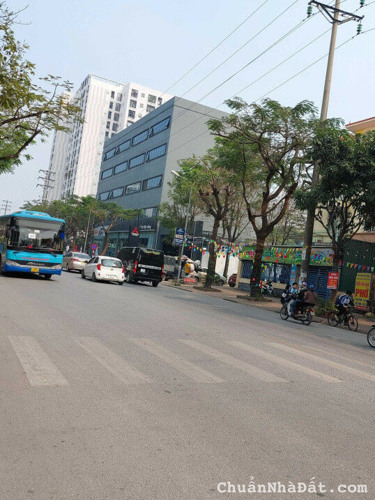 BÁN BIỆT THỰ SÂN VƯỜN KHU ĐÔ THỊ PHÁP VÂN, 306M2, 4 TẦNG, GIÁ 35 TỶ