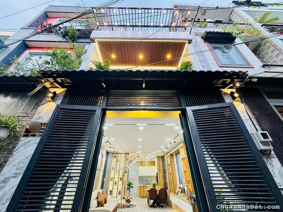 Bán nhà hẻm 1 xẹc Đoàn Văn Bơ, Q4 xây 42m2. Gần chợ Cầu Cống, hẻm 6m, sổ hồng riêng.