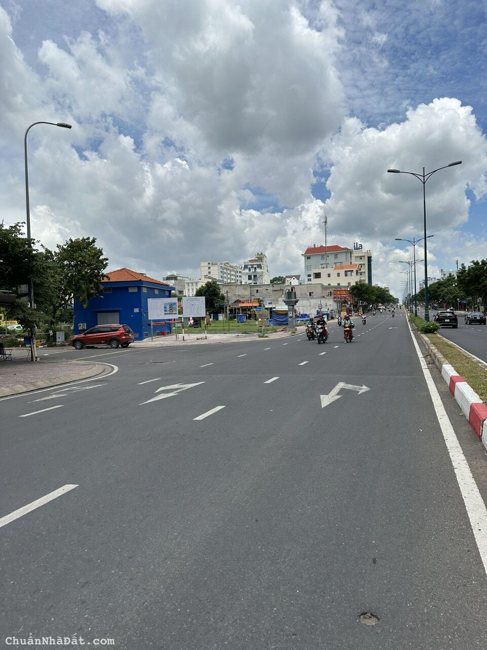 Giá ngộp chỉ cần 1tỷ550 sở hữu nền đất KDC Phú Hồng Thịnh DT 60,8m2 gần trường học ,bệnh viện , chợ