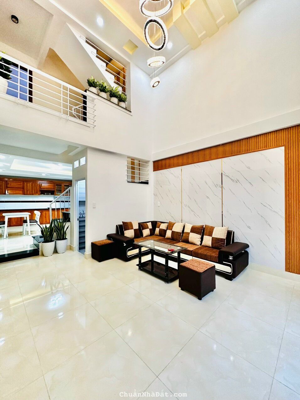 HOT 2 tỷ 600 giảm còn 2 tỷ 150 nhà 47m2 Đỗ Nhuận, Tân Phú. Gần ĐH Công Thương, cho thuê 14tr/tháng. HOT 2 tỷ 600 giảm còn 2 tỷ 150 nhà 47m2 Đỗ Nhuận, Tân Phú. Gần ĐH Công Thương, cho thuê 14tr/tháng.