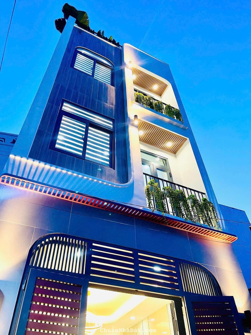 Siêu siêu xinh nhà 70m2 Huỳnh Tấn Phát, Q7 có 3 tầng. Bán 5,6 tỷ cho thuê 30tr/tháng, hẻm 6m.