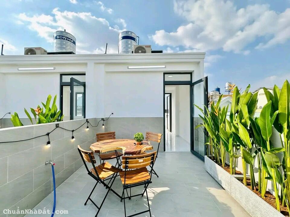 Nhà SIÊU ĐẸP 4 tầng 40m2 Quận 5. Cách ĐH Sài Gòn 100m. Sổ đầy đủ, công chứng ngay.