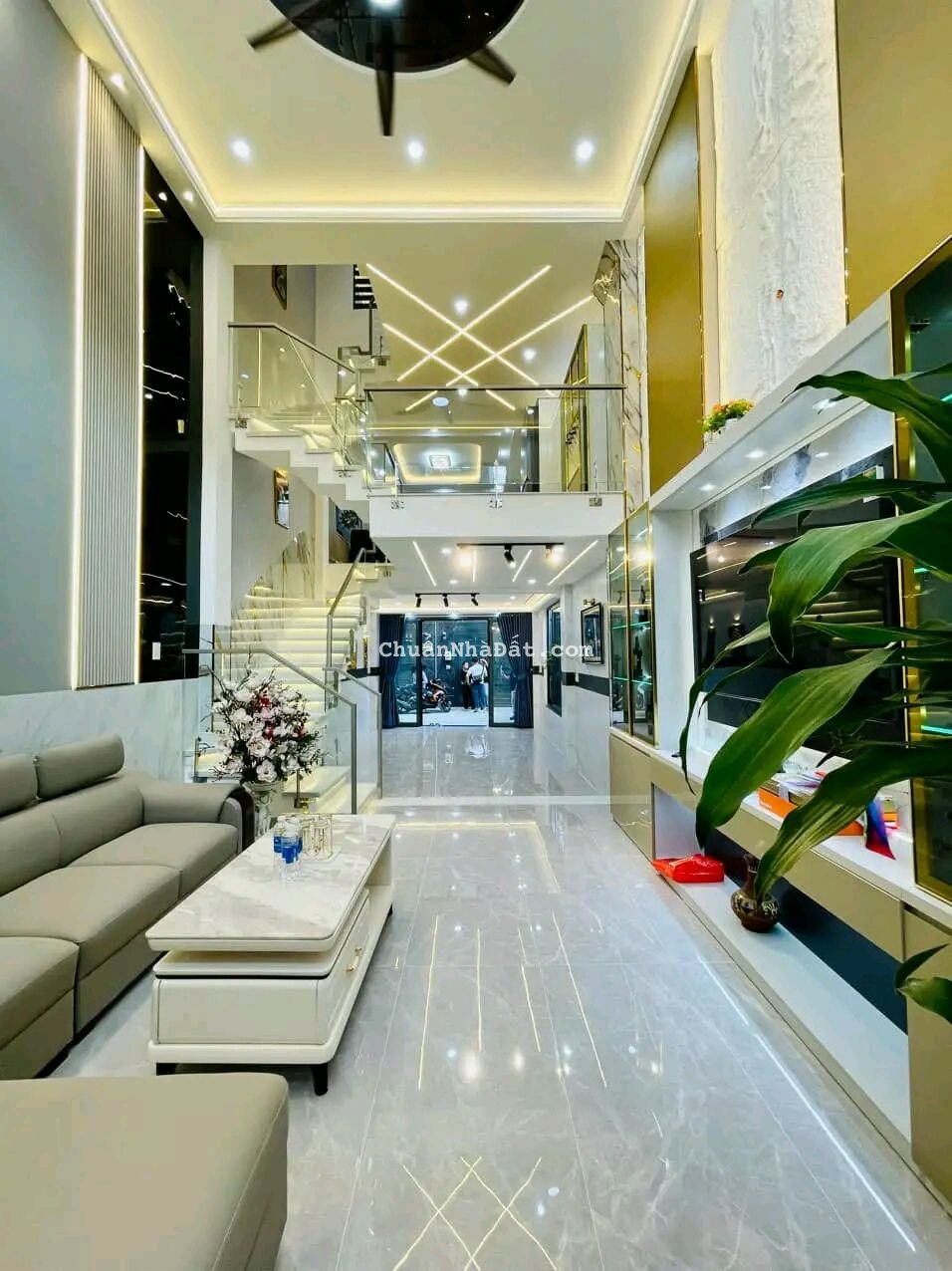 NHÀ SIÊU LỚN 84m2 Nguyễn Kiệm, Phú Nhuận. Ra sân bay chỉ 2p, sổ sẵn. NHÀ SIÊU LỚN 84m2 Nguyễn Kiệm, Phú Nhuận. Ra sân bay chỉ 2p, sổ sẵn.