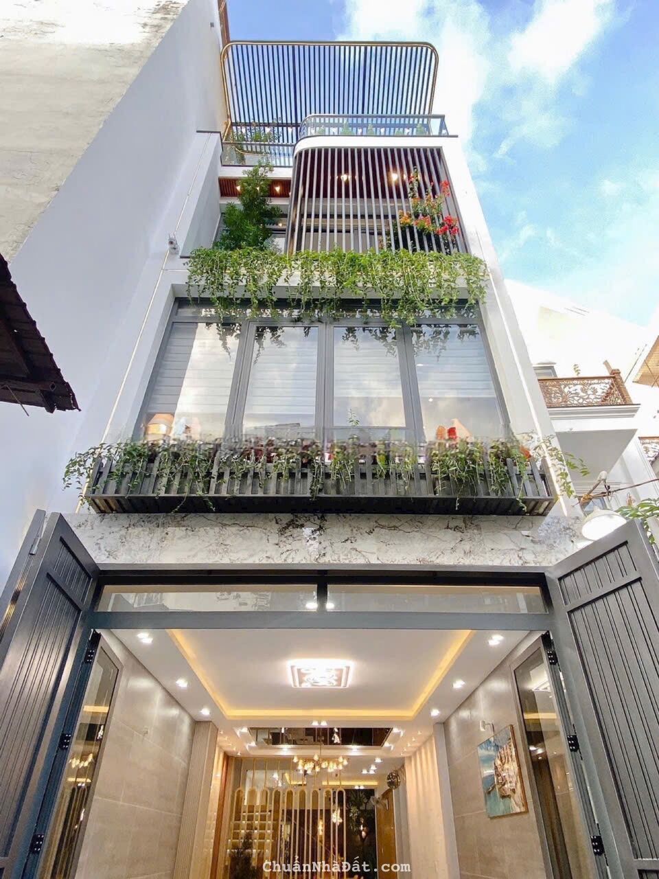 Chỉ cần 3 tỷ 950 có nhà Đ.Nguyễn Trãi, Q5 xây 62m2. Hẻm oto 6m, gần BV chợ Rẫy.Sổ sẵn sang tên ngay