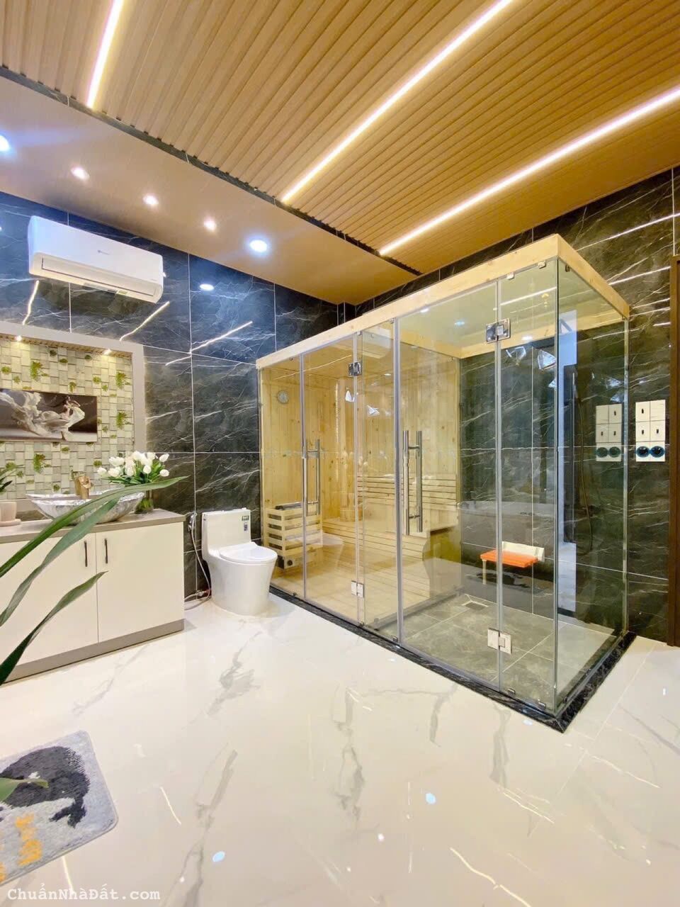 Chỉ cần 3 tỷ 950 có nhà Đ.Nguyễn Trãi, Q5 xây 62m2. Hẻm oto 6m, gần BV chợ Rẫy.Sổ sẵn sang tên ngay