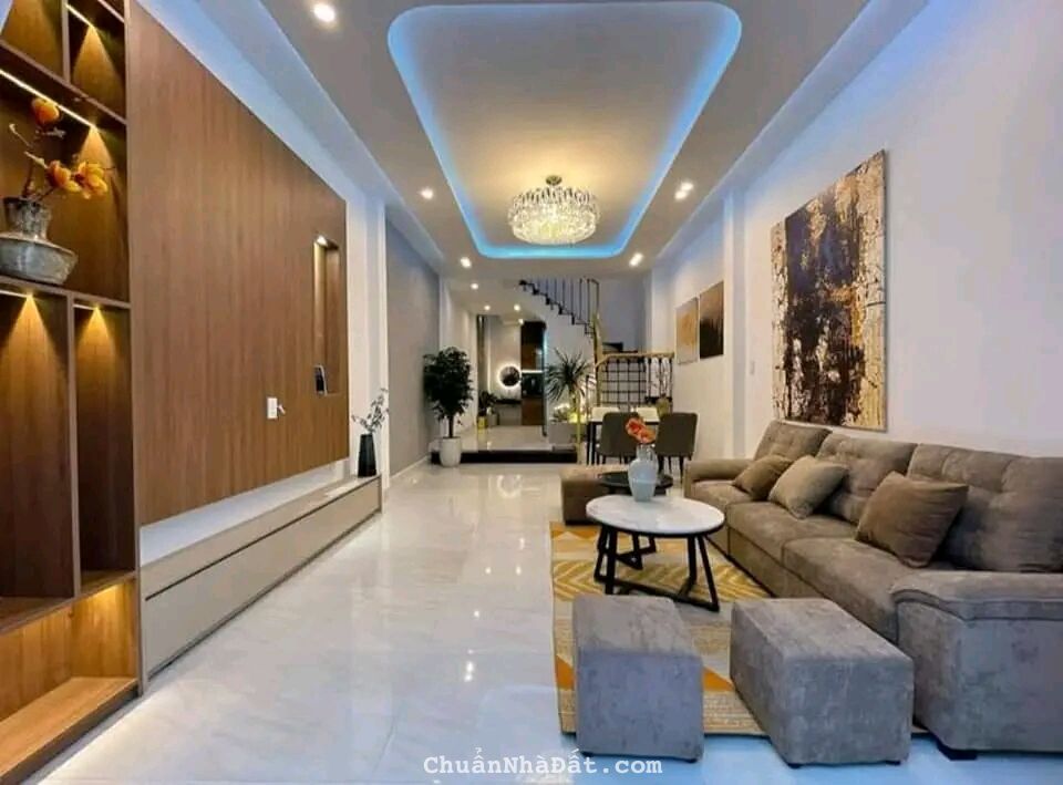 Bán Nhà Đẹp 32m2 Nguyễn Trọng Tuyển,P8, Phú Nhuận. Cách BV Ung Bướu 500m. Giá 2 tỷ 150 sổ hồng sẵn.