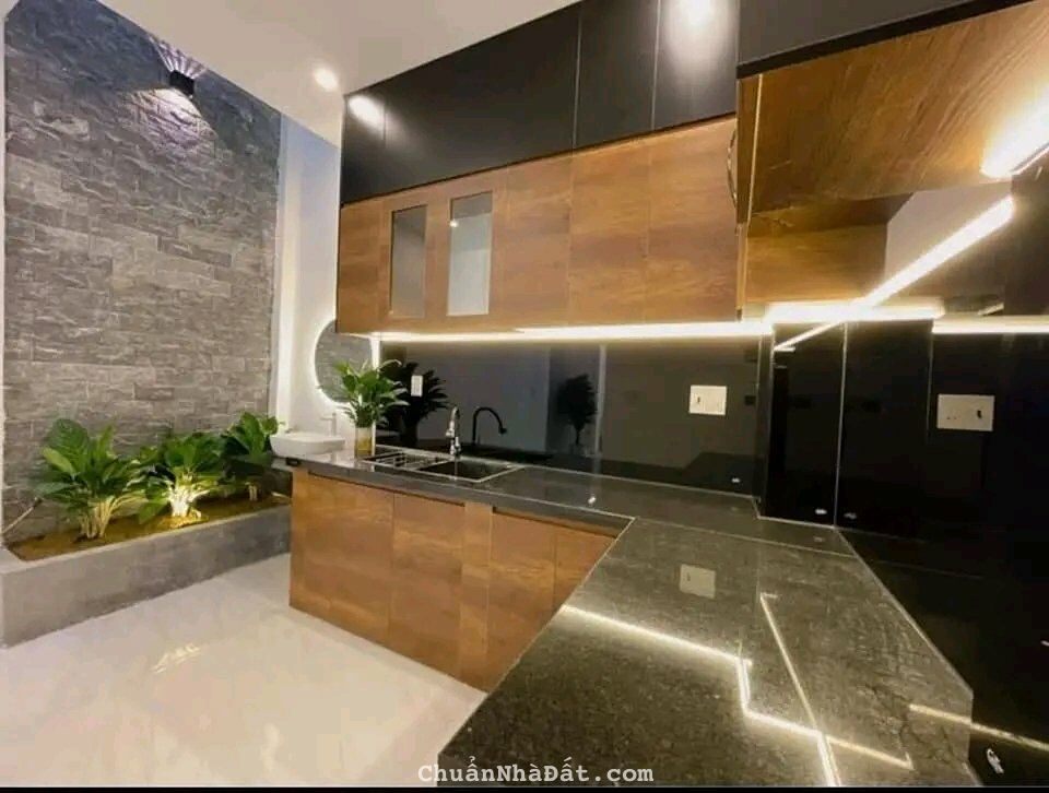 Bán Nhà Đẹp 32m2 Nguyễn Trọng Tuyển,Phú Nhuận. Cách BV Ung Bướu 500m.