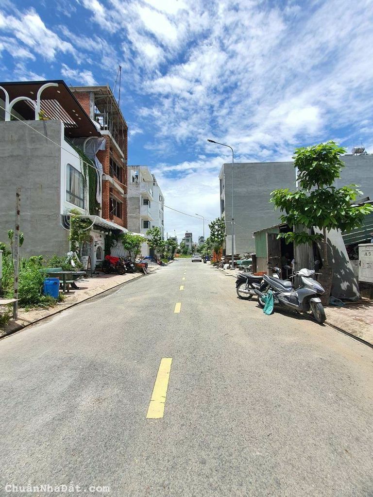 Đất nền siêu hot Phú Hồng Thịnh10,P.Bình An,TP Dĩ An,Bình Dương.DT60m2 giá bán 1ty450.Sổ hồng riêng Đất nền siêu hot Phú Hồng Thịnh10,P.Bình An,TP Dĩ An,Bình Dương.DT60m2 giá bán 1ty450.Sổ hồng riêng