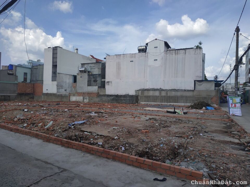 BÁN LIỀN 10 LÔ đất 70m2 đường Trần Phú, Q5 chỉ 1 tỷ 950 sổ hồng riêng