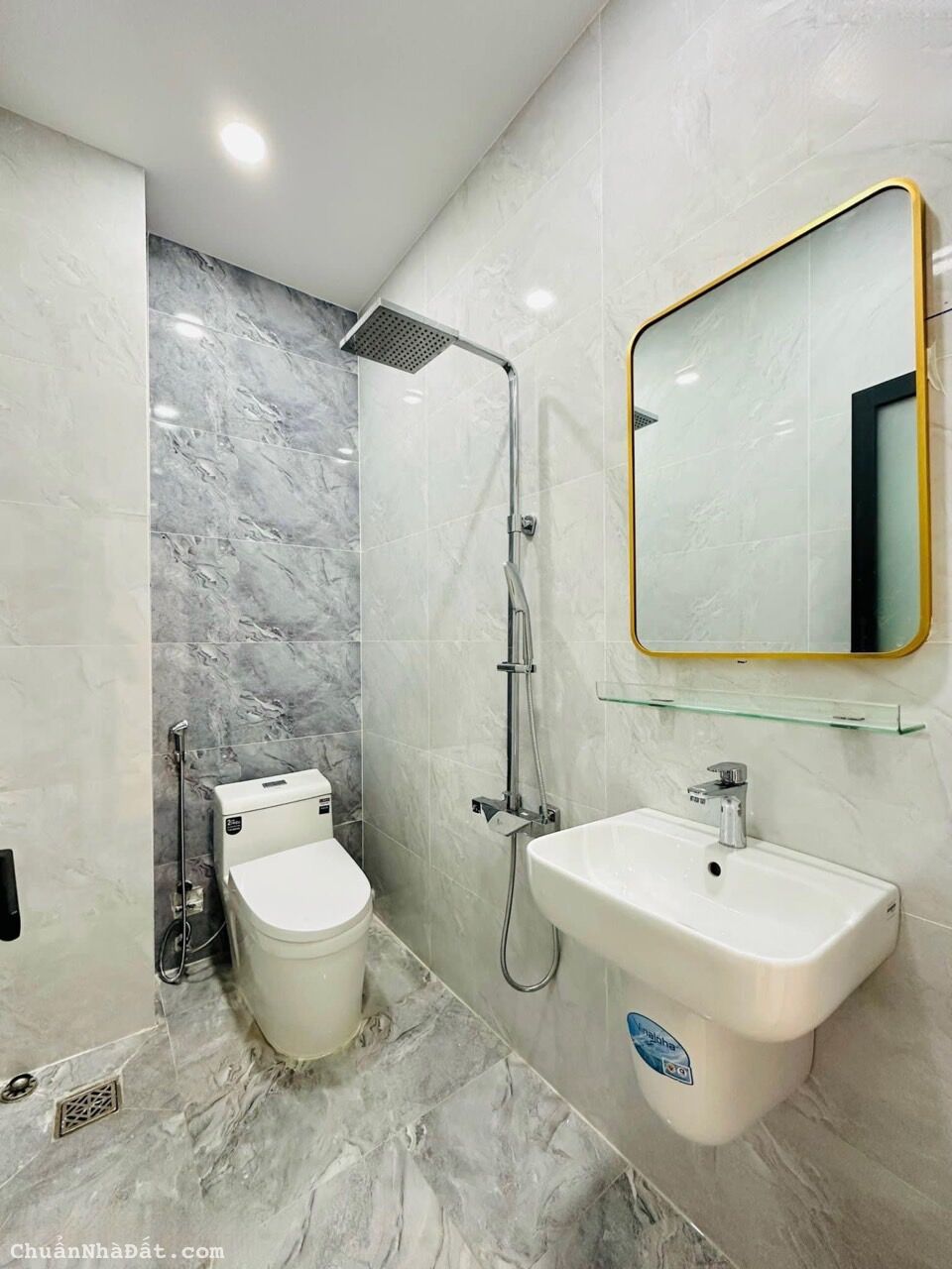 Rẻ nhất khu vực Đường Lô D P.An Lạc Q.Bình Tân giá 2tỷ800tr DT 59,37m2. Sổ hồng riêng