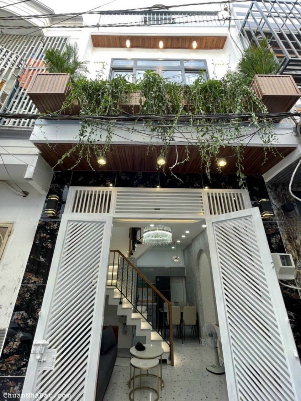 Mới hạ giá nhà Lê Văn Sỹ P10 Quận Phú Nhuận DT 39.5m2 còn 2tỷ340tr. Sổ riêng