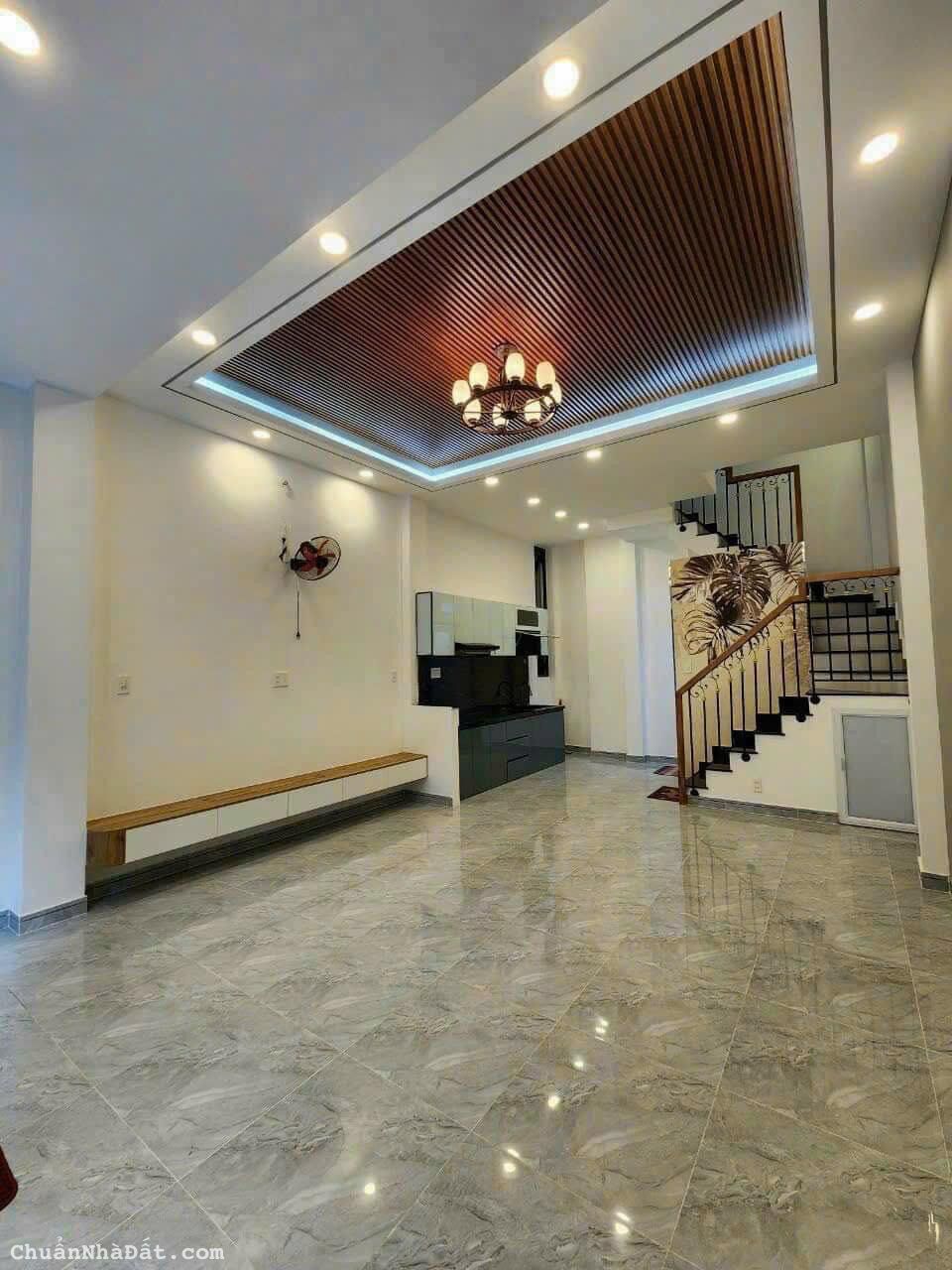 Nhà 1 xẹt DT 33m2 giá 2tỷ790tr Minh Phụng Phường 2 Quận 11. Sổ riêng