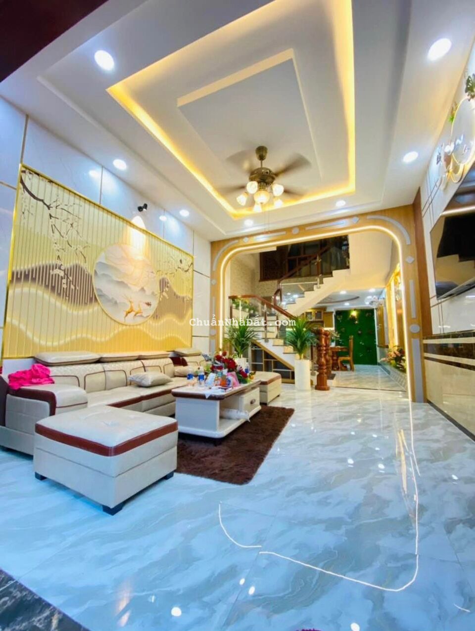 Nhà 6tỷ500tr giảm còn 6tỷ050 tr Trần Quốc Thảo P7 Quận 3 DT 101.1m2. Sổ riêng