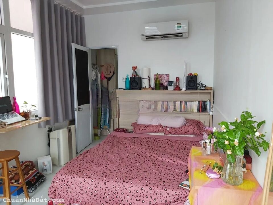 Bán nhà mt 4 tầng giá chỉ 1,8 tỷ gần chợ Phú Nhuận ngay tại Cao Thắng, Phường 17, Quận Phú Nhuận