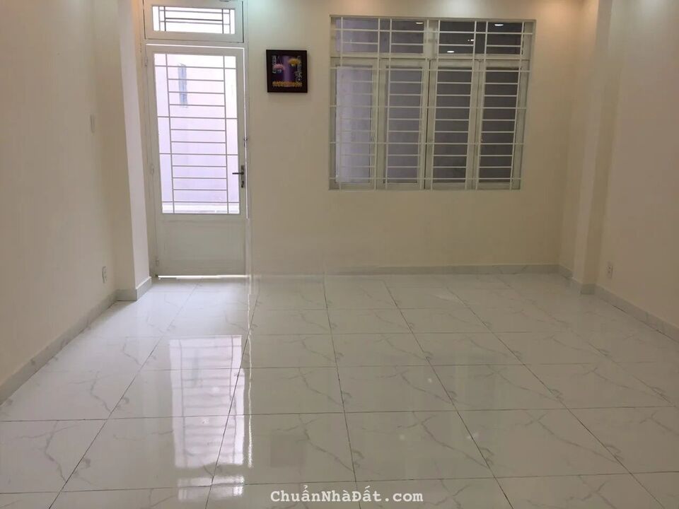 Bán nhà gần công viên Hoàng Văn Thụ và svđ qk7 giá chỉ 1.8 tỷ tại 1 xẹt Chiến Thắng, P.9, Phú Nhuận