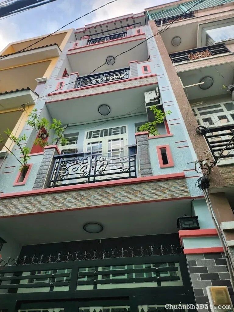 Bán nhà 2.2 tỷ 1 xẹt rộng rãi tại Nguyễn Đình Chiểu, phường 4, Phú Nhuận DT 3.5x15m, 1 trệt 3 lầu